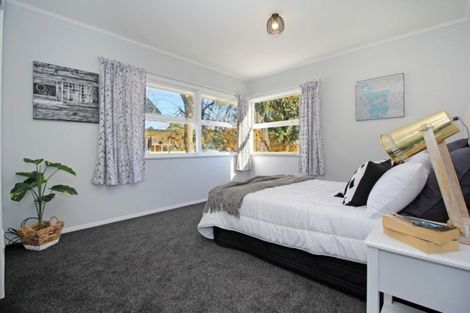 Photo of property in 6 Lawrence Crescent, Hillpark, Auckland, 2102