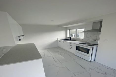 Photo of property in 80 Borich Road, Sunnyvale, Auckland, 0612