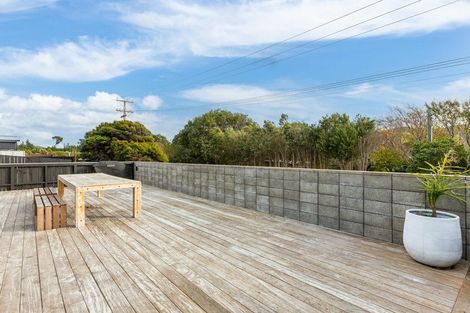 Photo of property in 58 Muri Road, Pukerua Bay, 5026