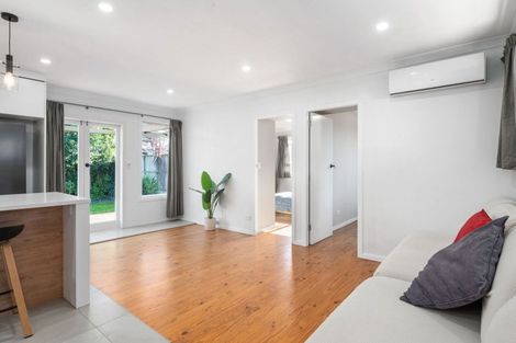 Photo of property in 27a Macdonald Road, Glenview, Hamilton, 3206