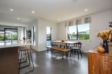 Photo of property in 19 Pohutukawa Parade, Riverhead, 0820