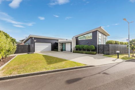 Photo of property in 13 Semaphore Lane, Whitby, Porirua, 5024