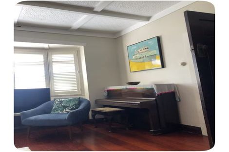 Photo of property in 139 Vauxhall Road, Narrow Neck, Auckland, 0624