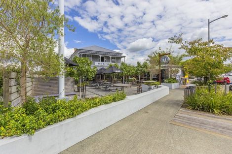 Photo of property in 37 Laly Haddon Place, Matakana, 0985