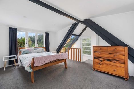 Photo of property in 33 Tainui Road, Titirangi, Auckland, 0604