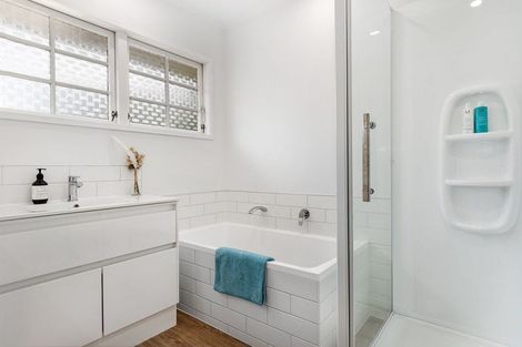 Photo of property in 139 Hinewa Road, Otumoetai, Tauranga, 3110