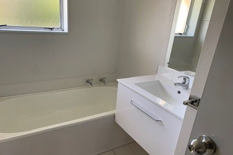 Photo of property in 27a Tuhikaramea Road, Dinsdale, Hamilton, 3204