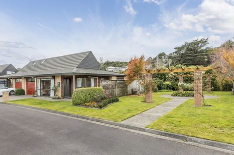 Photo of property in Redwood Village, 20/42 Main Road, Tawa, Wellington, 5028
