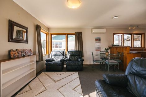 Photo of property in 15 Poole Street, Feilding, 4702