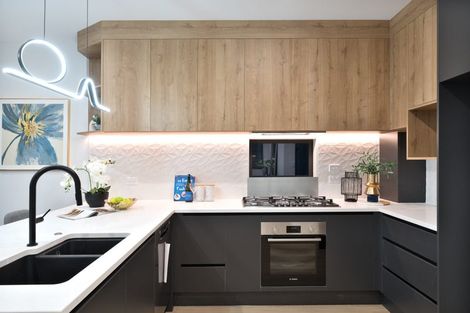 Photo of property in 28d Dellwood Avenue, Henderson, Auckland, 0612