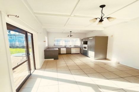 Photo of property in 1/39 Weymouth Road, Manurewa, Auckland, 2102