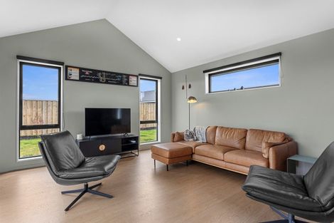 Photo of property in 50b Greig Crescent, Amberley, 7481