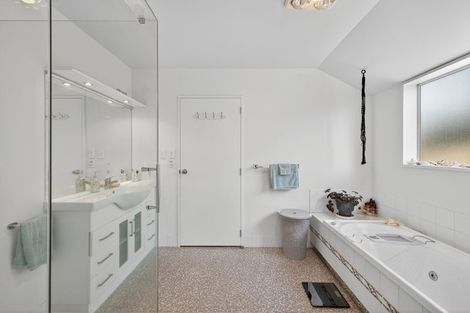 Photo of property in 4 Windward Lane, Bromley, Christchurch, 8062