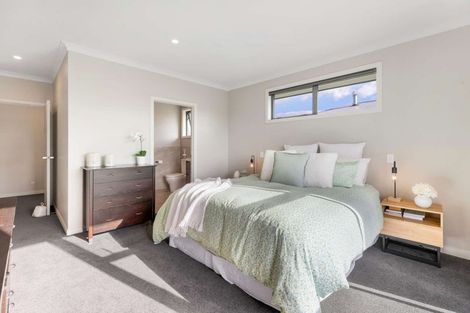 Photo of property in 14 Stowell Drive, Cromwell, 9310