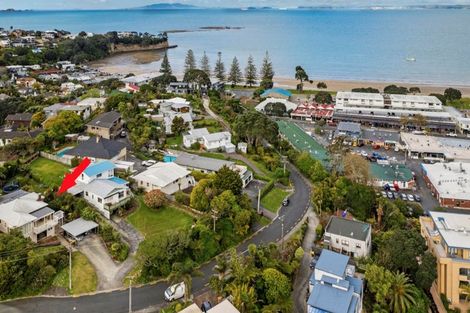 Photo of property in 35 Bayview Road, Browns Bay, Auckland, 0630