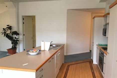 Photo of property in 37u9 Majoribanks Street, Mount Victoria, Wellington, 6011