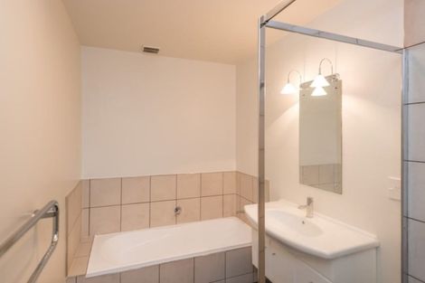 Photo of property in 4/30 Eversleigh Street, St Albans, Christchurch, 8014