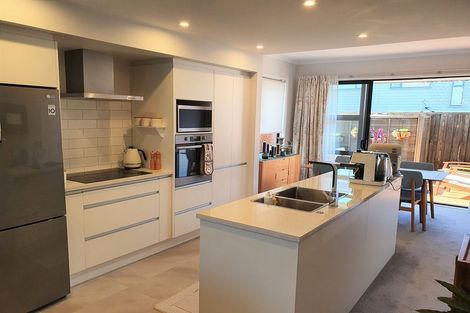 Photo of property in 9 Sacred Kingfisher Road, Hobsonville, Auckland, 0616