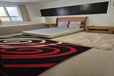 Photo of property in 208 Don Buck Road, Massey, Auckland, 0614