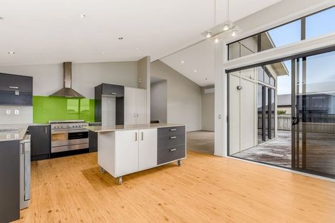 Photo of property in 26 Aspiring Terrace, Aotea, Porirua, 5024