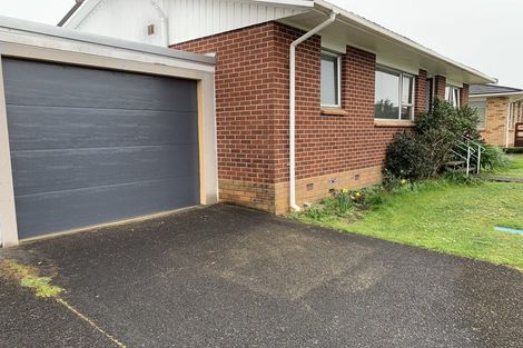 Photo of property in 11/81 Shakespeare Road, Milford, Auckland, 0620
