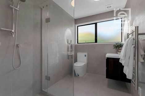 Photo of property in 73 Moore Street, Hillcrest, Auckland, 0627