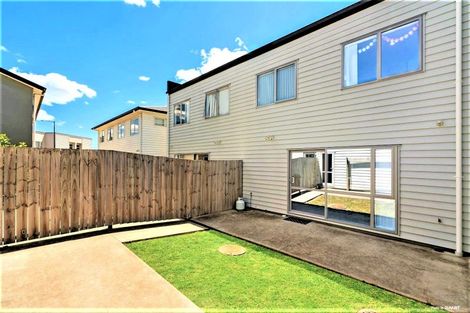 Photo of property in 100 Arion Road, Takanini, 2112