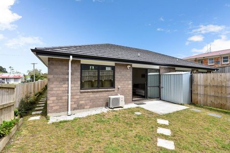 Photo of property in 33u2 Cowley Drive, Temple View, Hamilton, 3218
