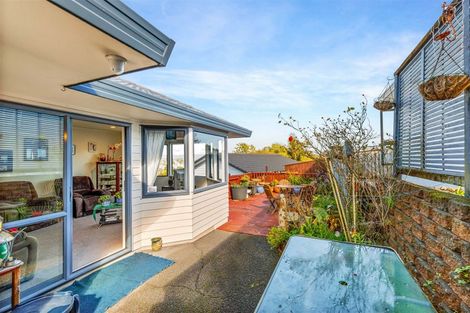 Photo of property in 41a Luckens Road, West Harbour, Auckland, 0618