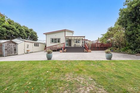 Photo of property in 144 Riverside Drive, Waiwhetu, Lower Hutt, 5010