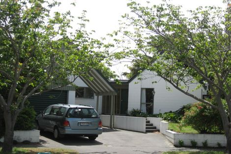 Photo of property in 20 Hillcrest Place, Avonhead, Christchurch, 8042