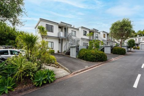Photo of property in The Grange, 46/92 Bush Road, Albany, Auckland, 0632