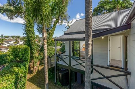 Photo of property in 8 Bellcroft Place, Belmont, Auckland, 0622