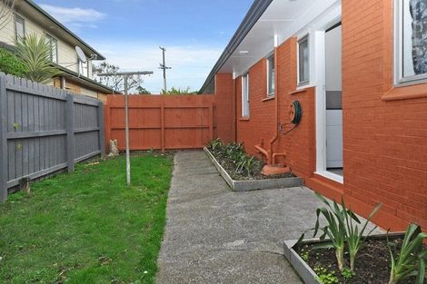 Photo of property in 2/24 Robertson Road, Favona, Auckland, 2024