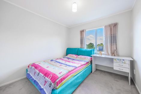 Photo of property in 3/12 Aldern Road, Massey, Auckland, 0614