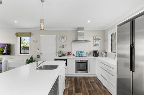 Photo of property in 396 Bower Avenue, Parklands, Christchurch, 8083