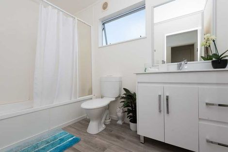 Photo of property in 36 Rimu Street, New Lynn, Auckland, 0600