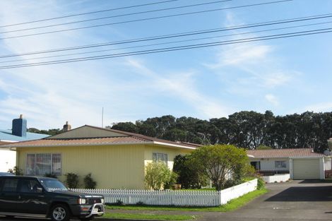 Photo of property in 2/36 Hine Street, New Plymouth, 4310