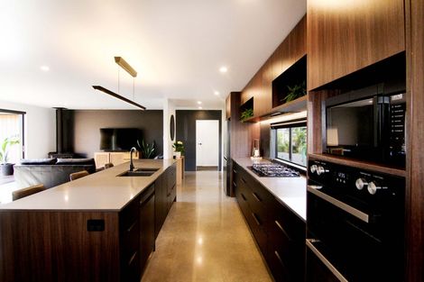 Photo of property in 7 Kohatu Boulder Way, Welbourn, New Plymouth, 4310