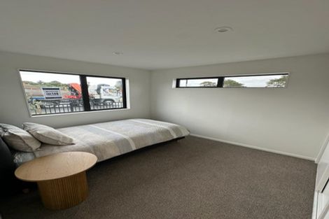 Photo of property in 8/4 Limestone Drive, Hobsonville, Auckland, 0616