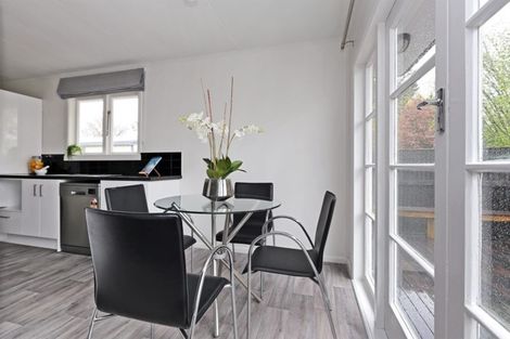 Photo of property in 6 O'connell Place, Havelock North, 4130
