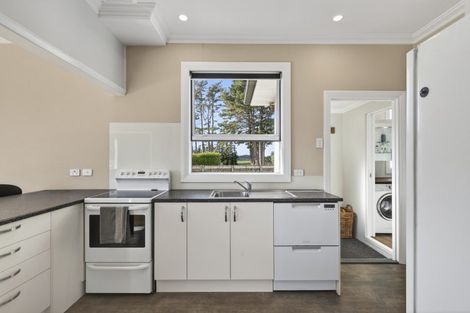 Photo of property in 264 Egmont Road, Hillsborough, New Plymouth, 4372