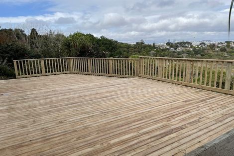 Photo of property in 89 Exmouth Road, Northcote, Auckland, 0627
