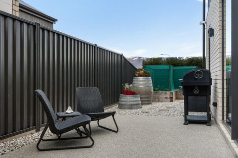 Photo of property in 35 Midlothian Avenue, Cromwell, 9310