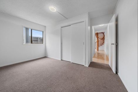Photo of property in 12b Bronte Place, Whalers Gate, New Plymouth, 4310
