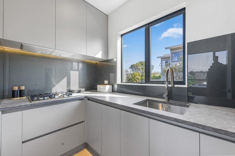 Photo of property in 12c Kowhai Road, Campbells Bay, Auckland, 0630