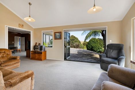 Photo of property in 852 Frankley Road, Hurworth, New Plymouth, 4371