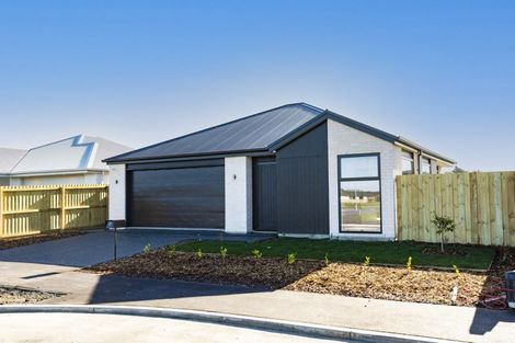 Photo of property in 13 Rita Angus Road, Belfast, 8051