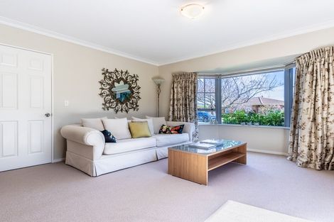 Photo of property in 3 Papawai Grove, Waikanae, 5036
