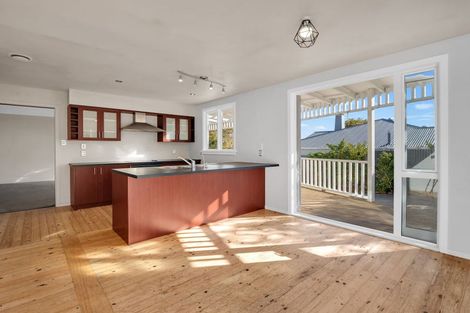 Photo of property in 53 Upper Ure Street, South Hill, Oamaru, 9400